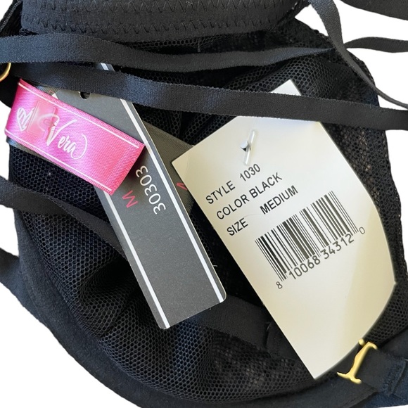 6898. Love, Vera Rose Lace & Mesh Cross Back Bra Black NWT - Picture 6 of 6